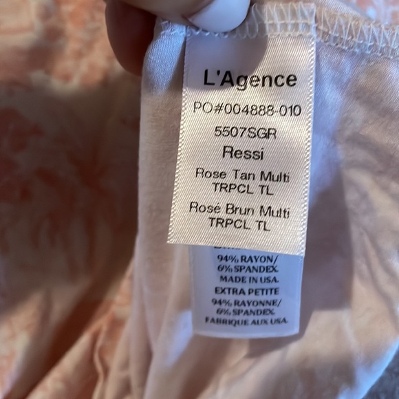 L'Agence Ressi Printed Short Sleeve Crewneck Tee In Rose Tan M Size XS worn once - Picture 2 of 5